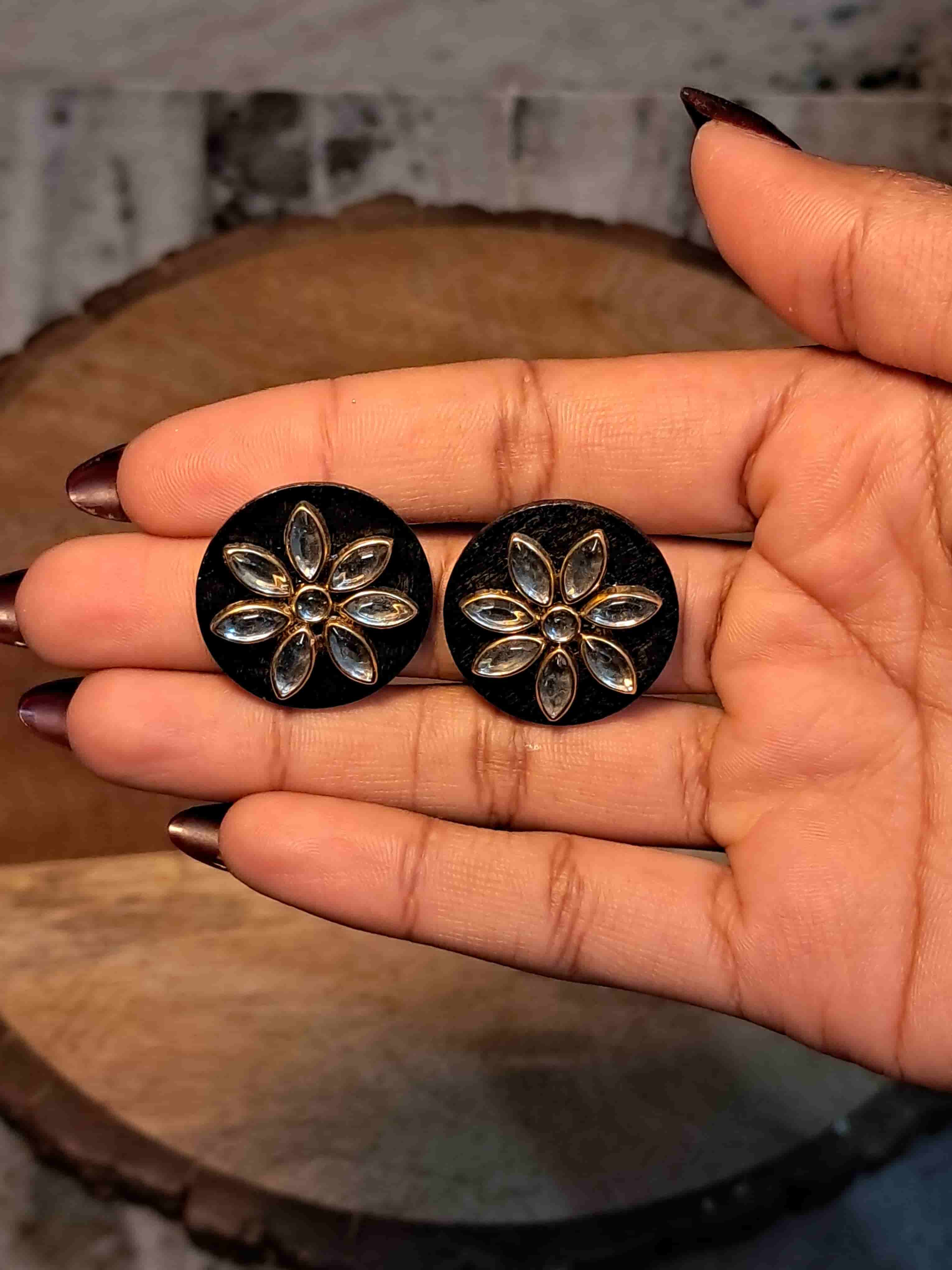 Black Begum by Velaora Jewels